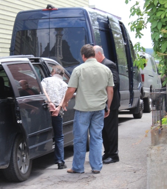 Descente de police au centre-ville de La Pocatière-001_18-06-2015_réduite