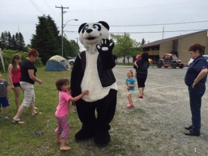 La mascotte Pendou a fait plaisir aux enfants.