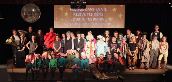 La troupe de l'école St-Joseph_ABC des hauts Plateaux_19 mai 2015_réduite