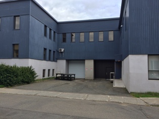 Les garages seraient conservés.