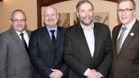 Thomas Mulcair reçu par la Chambre de commerce de Rivière-du-Loup