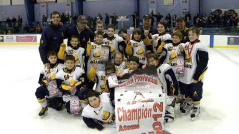 Champions du tournoi Atome-Pee Wee de St-Pamphile