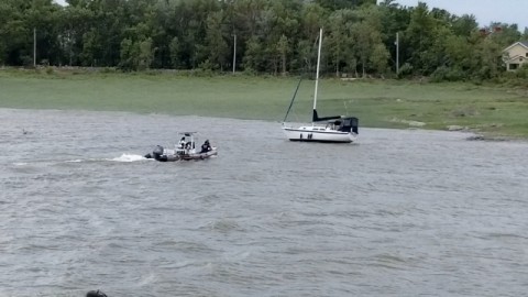 Un voilier s’échoue à Berthier-sur-Mer