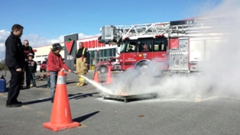 Sortie des pompiers au Canadian Tire de La Pocatière pour la prévention des incendies