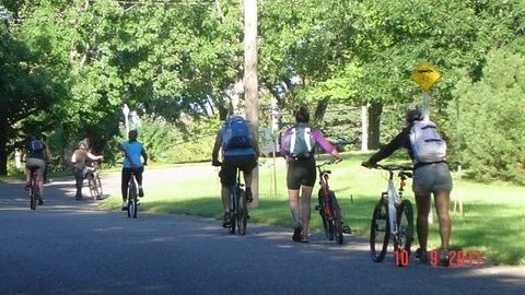 Activité jeunesse : vélo et spiritualité