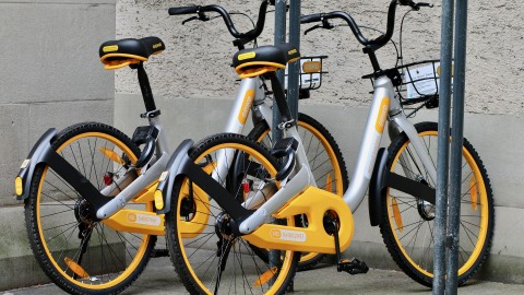 Vélos électriques disponibles gratuitement à Saint-Just-de-Bretenières