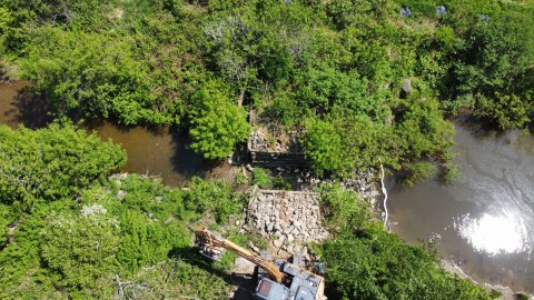 Mission réussie pour la restauration des habitats aquatiques sur la rivière Vincelotte