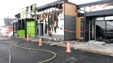 Le bar sportif Fer Play de Saint-Jean-Port-Joli détruit par les flammes
