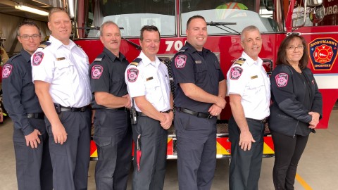 Les membres du Service incendie de la Ville de Montmagny portent fièrement l’écusson de la campagne «Au combat pour elles» 
