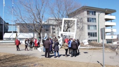 Les profs du Cégep manifestent à La Pocatière