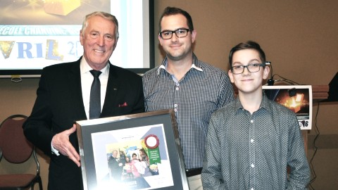 Bernard Bélanger reçoit la distinction honorifique de grand ambassadeur 