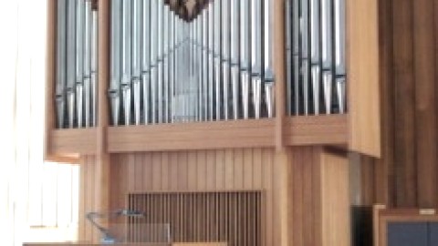 Concert hors du commun; «Trois orgues, huit organistes»