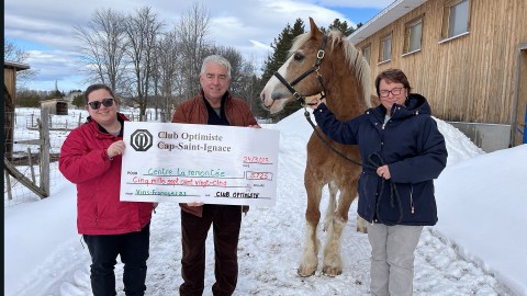 Le Club Optimiste de Cap-Saint-Ignace remet 5 725$ au Centre d’Équithérapie La Remontée