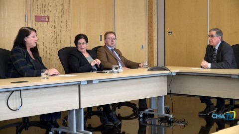 Entrevue - Nancy Labrecque (Dir.-gén. MRC de Montmagny), Jocelyne Caron (Préfète, MRC de Montmagny) et Marc Laurin (Maire de Montmagny) - 10 février 2022