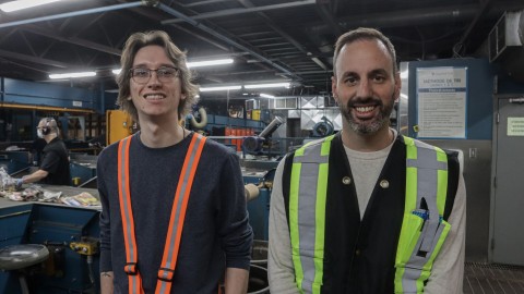 Une campagne sur  la bonne gestion des emballages et des décorations de Noël pendant le temps des fêtes.