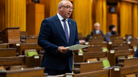 Bernard Généreux dénonce la prorogation du parlement par le gouvernement Trudeau  