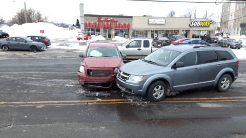 Collision sur le boulevard Taché Ouest à Montmagny