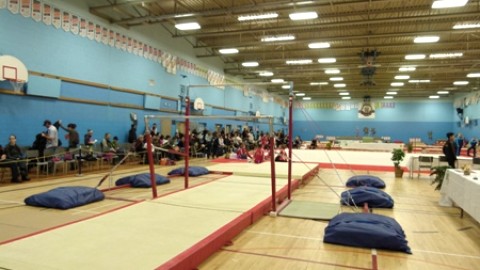 Une compétition du circuit provincial de gymnastique chez Magny-Gym