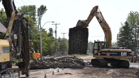 Travaux à Saint-Roch-des-Aulnaies - La population y goûte