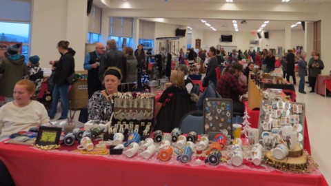 Plus de cinquante exposants vous attendent pour vous faire découvrir leurs produits dans le cadre du Marché de Noël à La Pocatière 