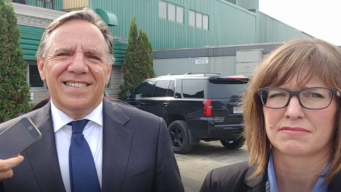 Francois Legault reste ouvert à des projets pétroliers au Québec, mais laisse la porte fermée au passage d’un oléoduc