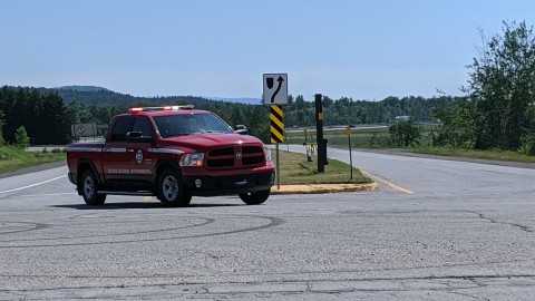 Incendie à Rivière-Ouelle : la situation devient plus encourageante 