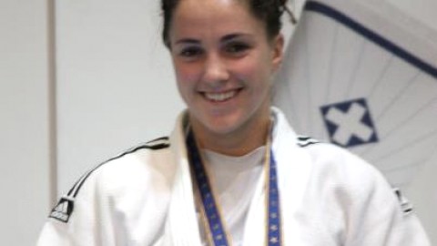 ALIX RÉCOLTE LE BRONZE