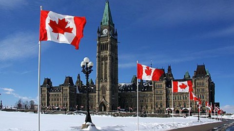 Des hausses de taxes importantes dans un mois du côté d’Ottawa
