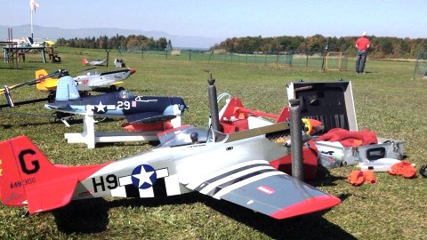 Spectacle aérien de modèles réduits à Montmagny