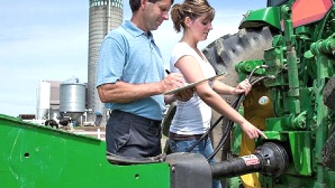 La CSST et l'UPA s'unissent pour prévenir les accidents causés par des machines agricoles