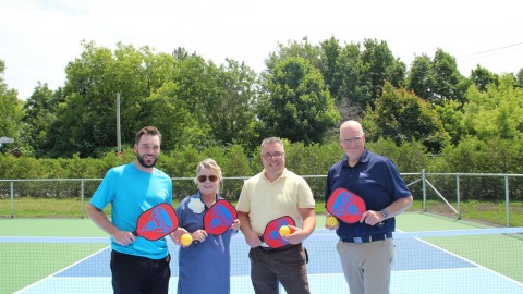 Sports Montmagny inaugure deux terrains de pickleball à la Pointe-aux-Oies