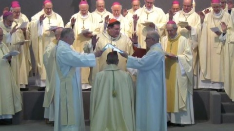 Près de 1 000 personnes à l’ordination épiscopale de Mgr Pierre Goudreault