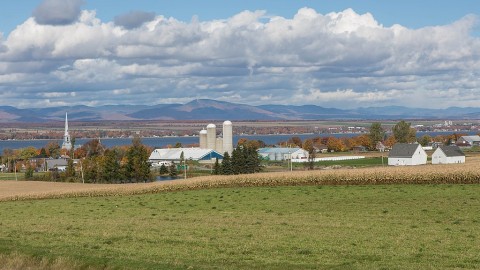 Stéphanie Lachance annonce 1 248 988 $ dans Bellechasse et Les Etchemins pour soutenir le transport collectif