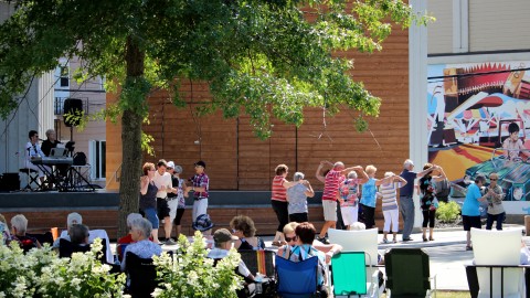 Des après-midi dansants à la place publique de Montmagny