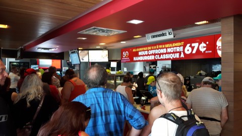 Le hamburger à 67 cents fait fureur au McDonald’s de Montmagny