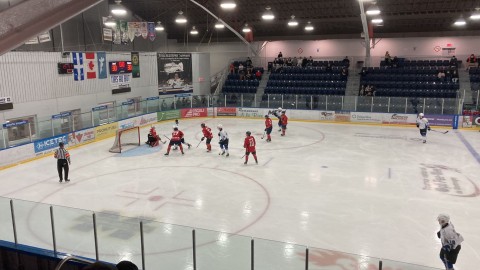 L’Everest écrase les Shamrocks du West Island par la marque de 15 à 4