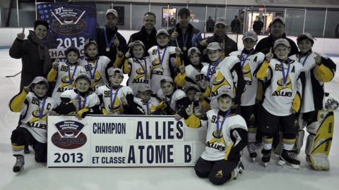 HOCKEY: Les Alliées Atome B1 champion à Rimouski