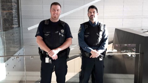 Les constables spéciaux du palais de justice de Montmagny forcé par le juge à remettre leur uniforme