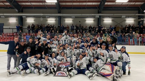 Sports Les Mercenaires de Lotbinièere, l’équipe championne de la saison 2024-2025 de la Ligue de hockey de la Côte-du-Sud.