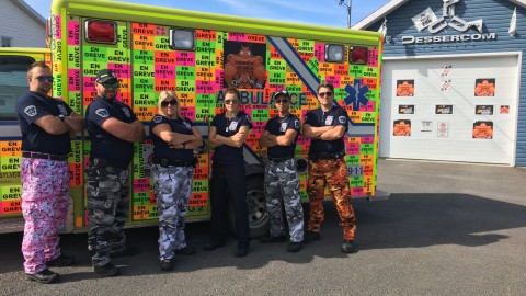 Un nouvel uniforme pour les paramédics de la région dans le cadre des négociations avec la partie patronale