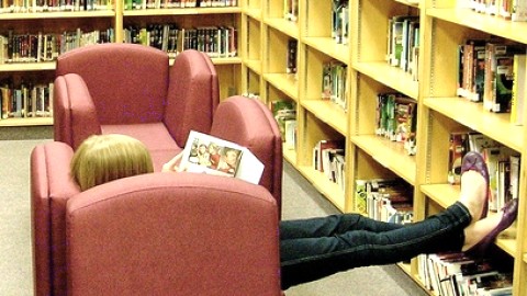 UN VENDREDI À LA BIBLIOTHÈQUE