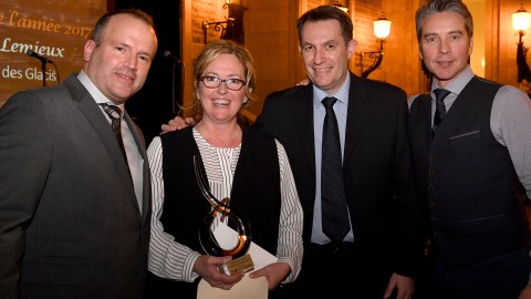 Le prix Hôtelière de l’année remis à Nancy Lemieux de L’Auberge des Glacis