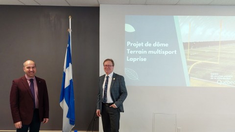 Un projet d’un dôme amovible pour le terrain multisport Laprise a été déposé à Québec