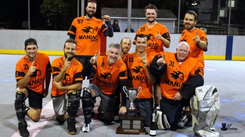 L’équipe Maniac Moto championne de la ligue de dek hockey CarrXpert de Montmagny 