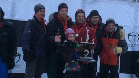 L’équipe Normandin remporte l’illustre course en canot à glace du Carnaval de Québec