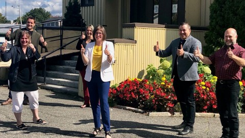 Marie-Eve Proulx inaugure une installation temporaire du CPE Enfant-Bonheur à Saint-François-de-la-Rivière-du-Sud