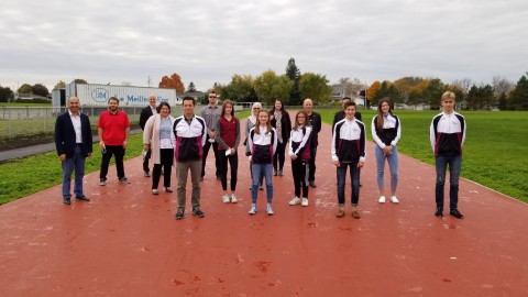 L’École secondaire Louis-Jacques-Casault inaugure sa nouvelle piste d’athlétisme