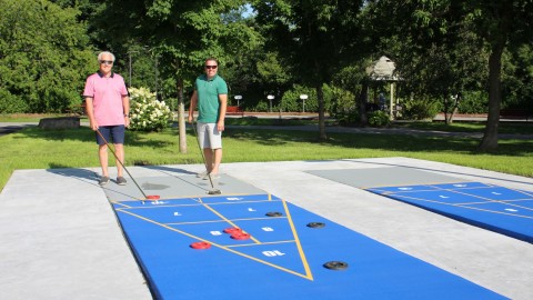 Nouveaux terrains de « suffleboard » et de « pickleball » au parc Saint-Nicolas