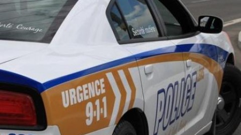 Arrestations de deux individus pour vol qualifié sur un conducteur de taxi à Lévis