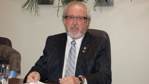 DESROSIERS PROMET UNE HAUSSE DE TAXE INFÉRIEURE À 1%